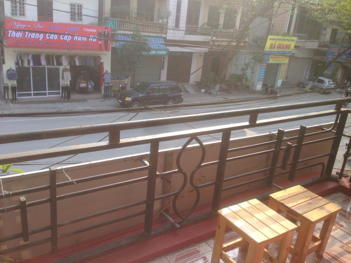 10Am Hostel Ha Giang Bagian luar foto